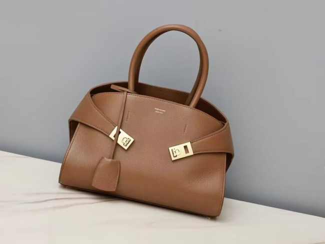 Ferragamo Small Calfskin Hug Handbag Clay 31.5cm - 1