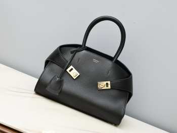 Ferragamo Small Calfskin Hug Handbag Black 31.5cm