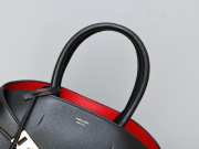 Ferragamo Small Calfskin Hug Handbag Black 31.5cm - 3