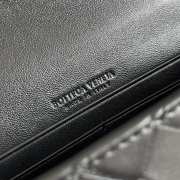 Bottega Veneta Long Clutch Andiamo With Handle Black 31cm - 6