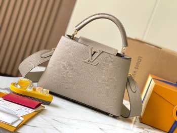 Louis Vuitton Taurillon Capucines BB Galet 27cm