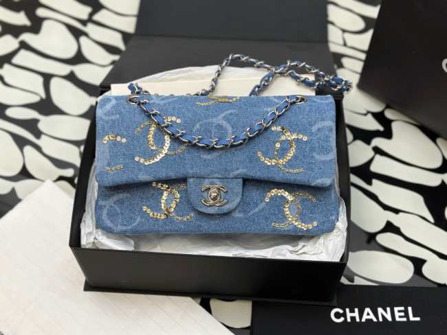 Chanel 23c Flap Bag in Blue 25cm - 1