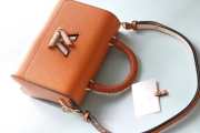 Louis Vuitton Twist Epi MM Caramel Brown 23cm - 2