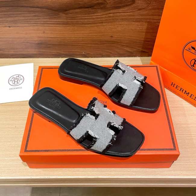 Hermes Slides 024 - 1