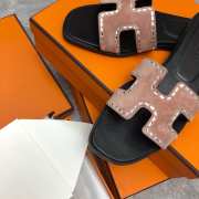 Hermes Slides 025 - 2