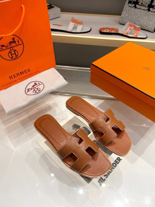 Hermes Slides 028 - 1