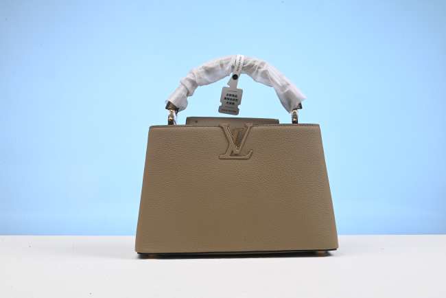 Louis Vuitton Taurillon Capucines PM Galet 31.5cm - 1