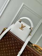 Louis Vuitton Capucines Nautical BB Mini in White 21cm - 1