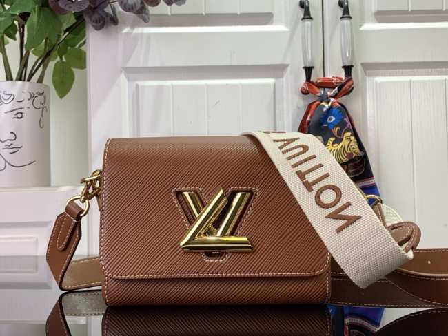 Louis Vuitton Twist M24758 19cm - 1