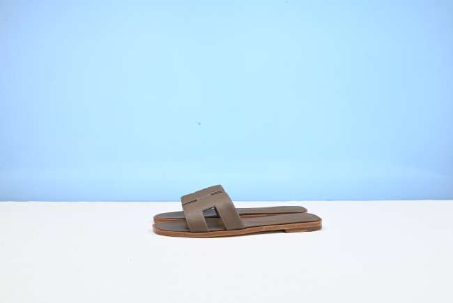 Hermes Slides 036 - 1