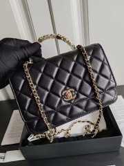 Chanel Lambskin Handbag Black 19cm - 6