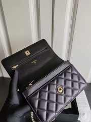 Chanel Lambskin Handbag Black 19cm - 5