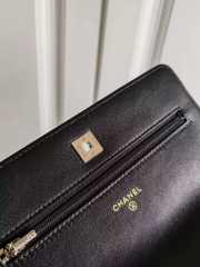 Chanel Lambskin Handbag Black 19cm - 3