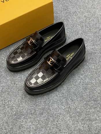 Louis Vuitton Loafer 003