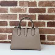 Gucci Small tote bag with hook closure Beige Leather 24cm - 4