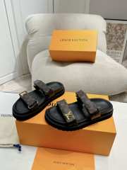 Louis Vuitton Sandals 034 - 3