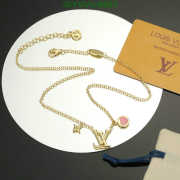 Louis Vuitton Necklace 005 - 2