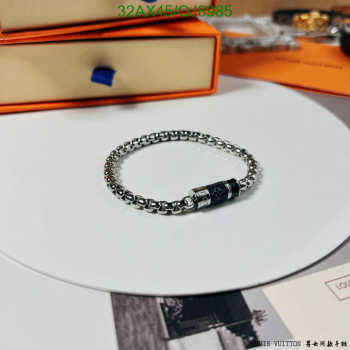 Louis Vuitton Bracelet 012