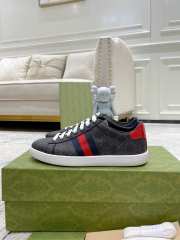 Gucci Sneakers 026 - 1