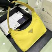 Prada Re-Nylon Re-Edition 2000 mini-bag yellow 22cm - 3