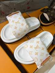 Louis Vuitton Pillow Sandals 02 - 1