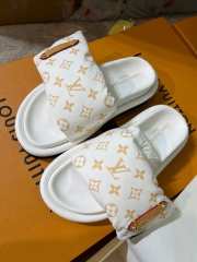 Louis Vuitton Pillow Sandals 02 - 3