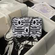 Chanel Clutch Sequins Black & White AS4561 21cm - 2