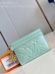 Louis Vuitton Charms Card Holder Spring Green M83584 10cm - 1