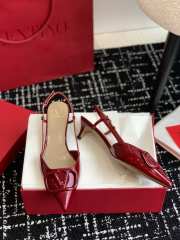 Valentino Vlogo Signature Patent Leather Slingback Pump 40mm Red - 2