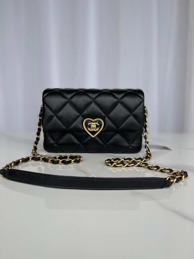 Chanel Heart Flap Bag Black Lambskin Antique Gold Hardware 22cm - 1