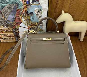 Hermes Kelly Etoupe Epsom & Gold Hardware 25cm