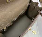 Hermes Kelly Etoupe Epsom & Gold Hardware 25cm - 3