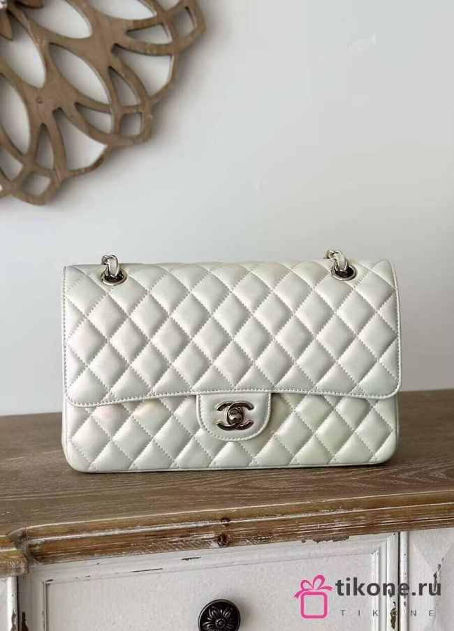 Chanel Lambskin Pearlized White Flap Bag 25cm - 1