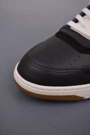 Dior B27 Low-Top Sneaker Black Smooth Calfskin with Beige and Black Dior Oblique Jacquar - 3