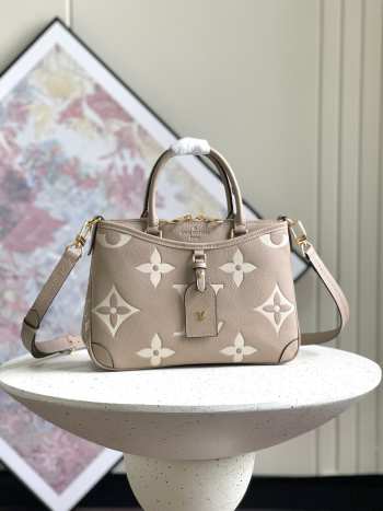 Louis Vuitton M46585 Trianon PM Bag 28cm